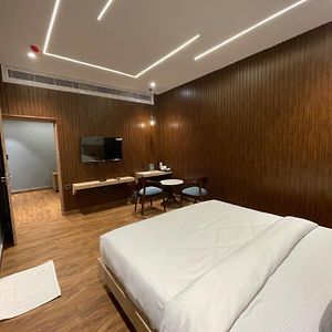 Suite Room